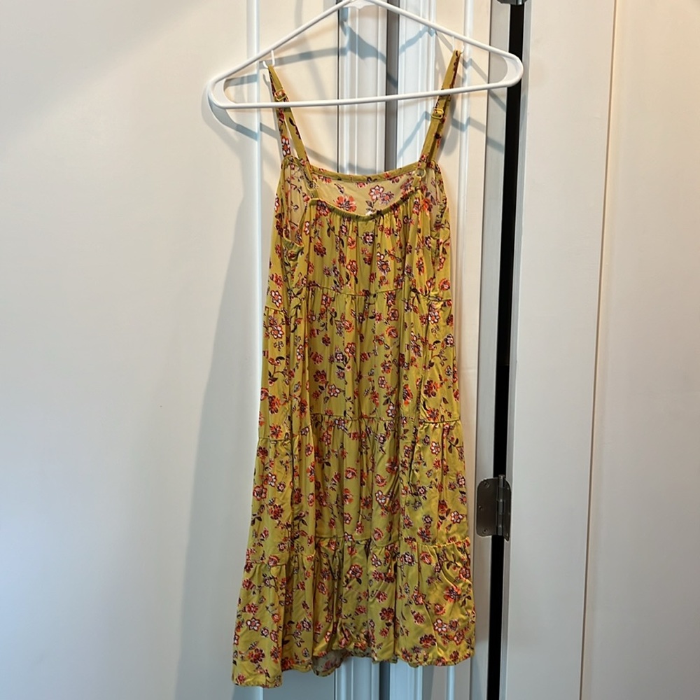 Dress - Picture 3 of 4